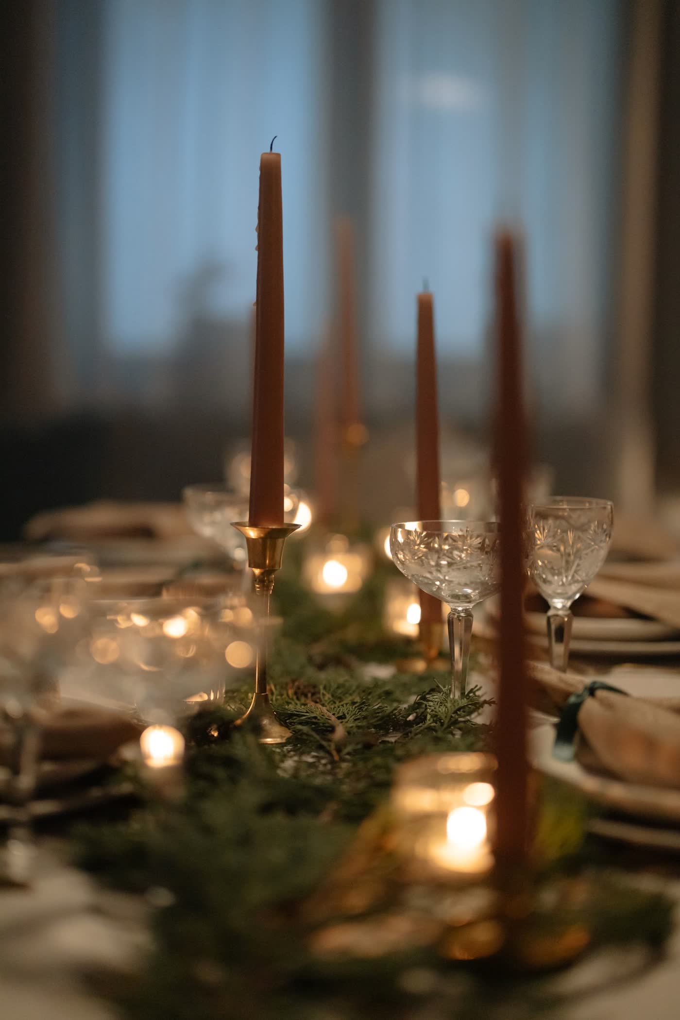 Mesa de festa com velas
